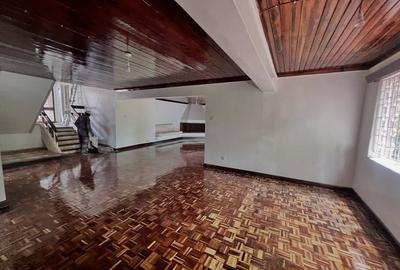 5 Bed House with En Suite at Manyani East - 4