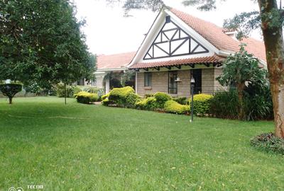 5 Bed House with En Suite at Runda