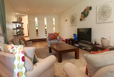 4 Bed House with En Suite in Westlands Area - 2