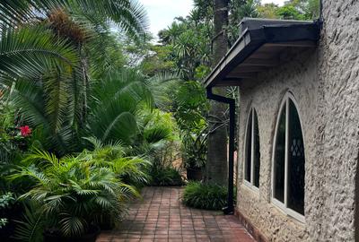 2 Bed House with En Suite in Muthaiga