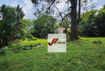 3 ac Land in Kitisuru