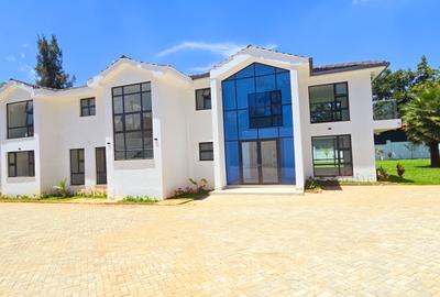 5 Bed House with En Suite at Runda Road - 3
