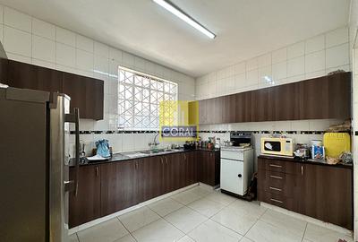 4 Bed Apartment in Parklands