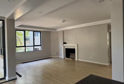 Serviced 3 Bed Apartment with En Suite in Lavington