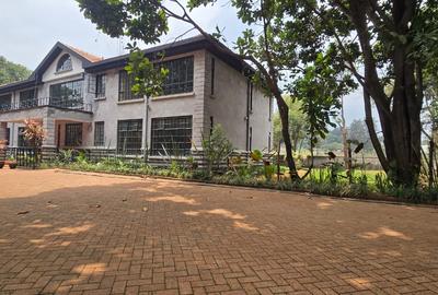 4 Bed House with En Suite in Runda