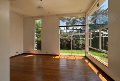 Serviced 4 Bed Apartment with En Suite in Lavington - 4