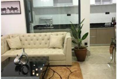 2 Bed Apartment with En Suite at Lavington - 4