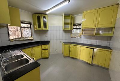 3 Bed Apartment with En Suite at Kileleshwa