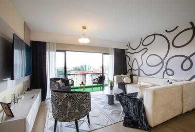 Serviced 2 Bed Apartment with En Suite at Riverside