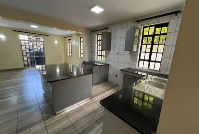 5 Bed Townhouse with En Suite at Westlands