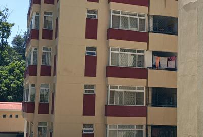 3 Bed Apartment with En Suite at Off Raphta