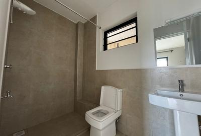 2 Bed Apartment with En Suite at Kirawa Road - 3