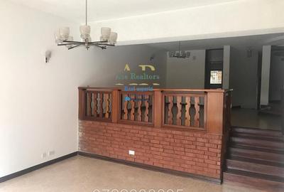 5 Bed Townhouse with En Suite at Rhapta Road - 4