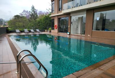 3 Bed Apartment with En Suite in Brookside