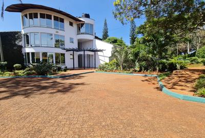 4 Bed Townhouse with En Suite in Runda