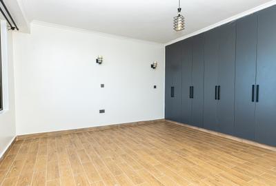 3 Bed Apartment with En Suite in Lower Kabete
