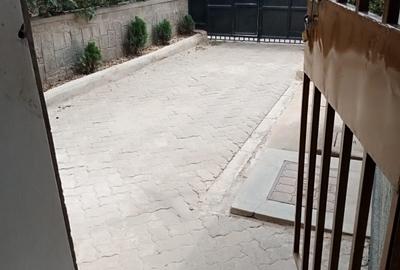 3 Bed House with Garden in Mombasa Road