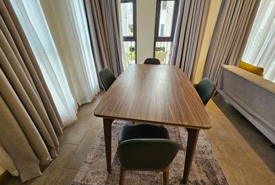 Furnished 2 Bed Apartment with En Suite in Spring Valley