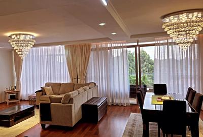 Serviced 3 Bed Apartment with En Suite at 6Th Avenue - 2