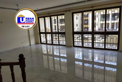 3 Bed House with En Suite in Nyali Area - 2