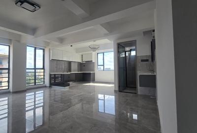 3 Bed Apartment with En Suite in Lavington