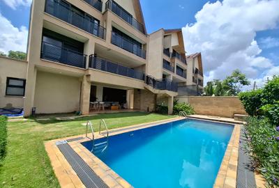 4 Bed Townhouse with En Suite in Lavington - 2