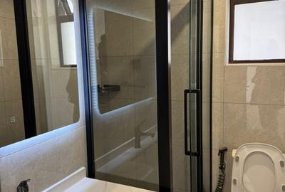 2 Bed Apartment with En Suite in Riverside - 2