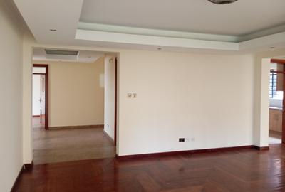 5 Bed Townhouse with En Suite at Lavington - 4