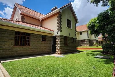 4 Bed Townhouse with En Suite at James Gichuru