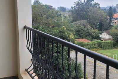 2 Bed Apartment with En Suite in Westlands Area