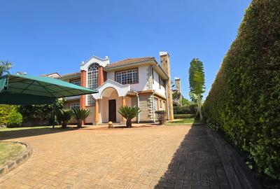 4 Bed House with En Suite at Paradise Lost Road - 2