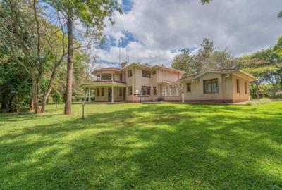 4 Bed House with En Suite in Karen - 2