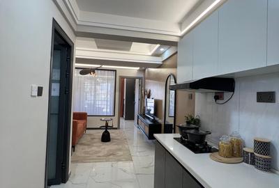 1 Bed Apartment with Swimming Pool in Kilimani