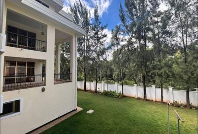 5 Bed Villa with En Suite at Old Kitusuru Road