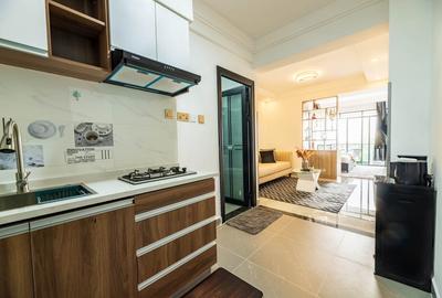 Serviced Studio Apartment with En Suite in Lavington - 3