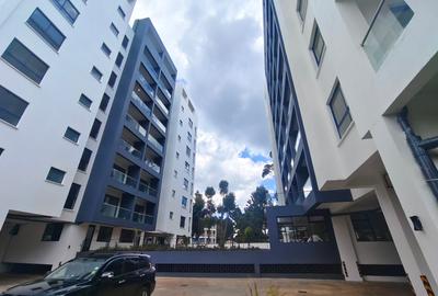 3 Bed Apartment with En Suite in Lavington