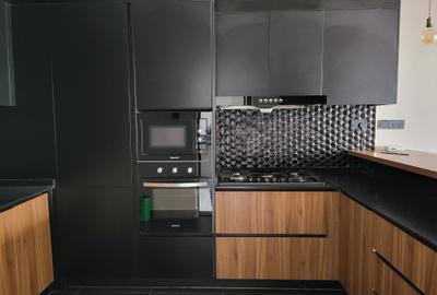 3 Bed Apartment with En Suite in Brookside - 3