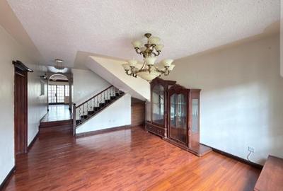 4 Bed Townhouse with En Suite in Kileleshwa - 2