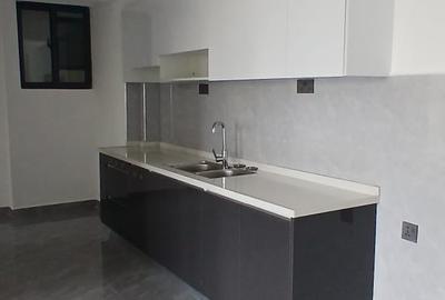 1 Bed Apartment with Gym in Kilimani - 2