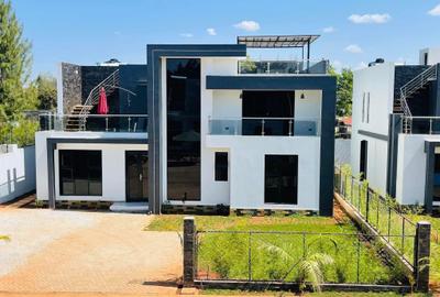 5 Bed Villa with En Suite in Ruiru