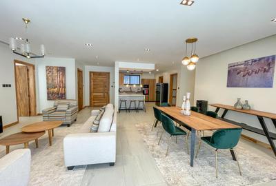 3 Bed Apartment with En Suite in Spring Valley