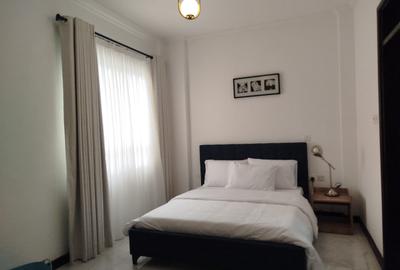 Furnished 3 Bed Apartment with En Suite in Brookside - 4