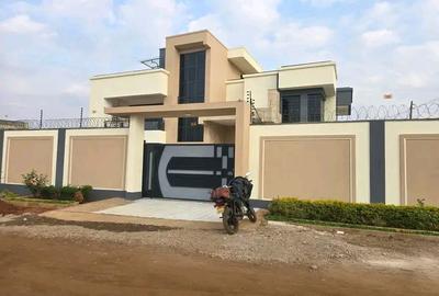 4 Bed House with Staff Quarters in Thika