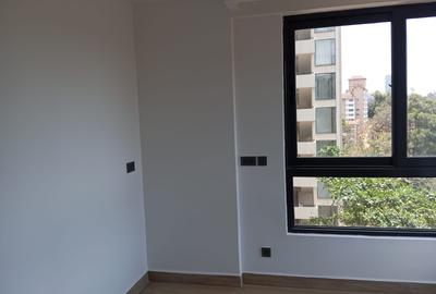 3 Bed Townhouse with En Suite in Riverside - 4