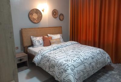 Furnished 2 Bed Apartment with En Suite at Parklands