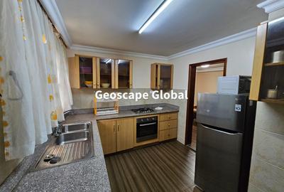 3 Bed Apartment with En Suite in Rosslyn