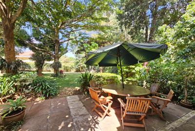 4 Bed House with En Suite in Nyari - 3