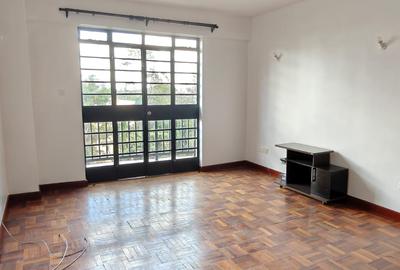 1 Bed Apartment with En Suite in Westlands Area
