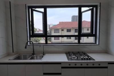 1 Bed Apartment with En Suite at Valley Arcade - 3