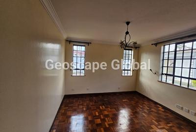 5 Bed House with En Suite in Runda - 3